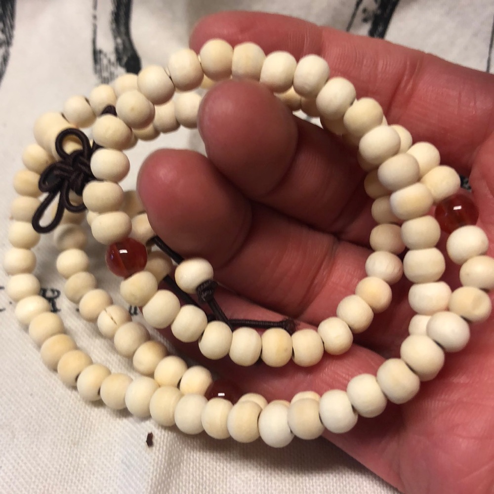 Mala - Picture 2 of 4